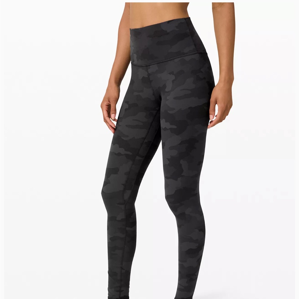Black camo lululemon leggings